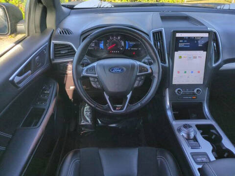 2022 Ford Edge ST