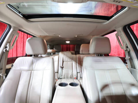 2017 Lincoln Navigator Select