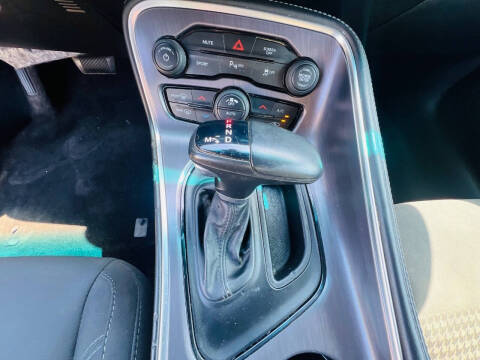 2018 Dodge Challenger SXT