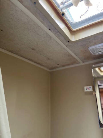 1991 Cascade 10 Ft Truck Camper