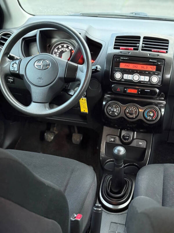 2008 Scion xD
