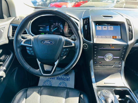 2019 Ford Edge Titanium