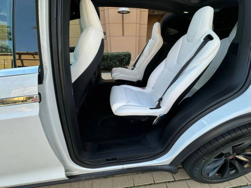 2020 Tesla Model X Long Range Plus
