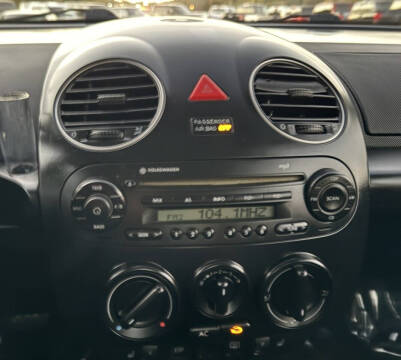 2009 Volkswagen New Beetle Base PZEV