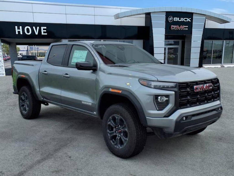 2025 GMC Canyon Elevation's photo