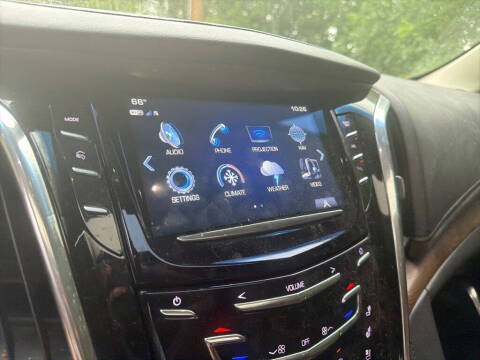 2017 Cadillac Escalade ESV Premium Luxury
