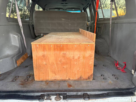 2002 Ford E-Series E-350 SD XLT