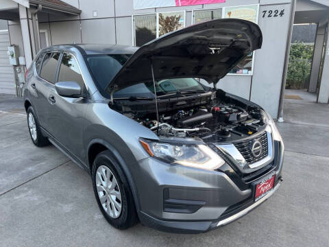 2018 Nissan Rogue S