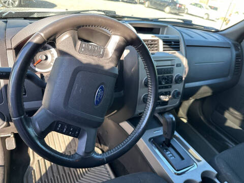 2009 Ford Escape XLT