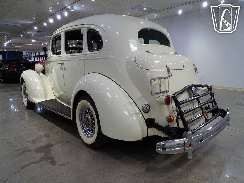1936 Packard Eight Sedan