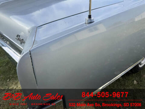 1965 Oldsmobile Starfire