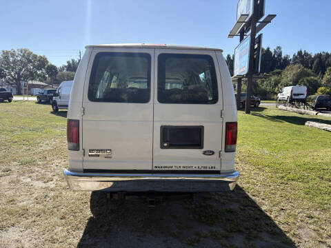 2007 Ford E-Series E-350 SD XLT