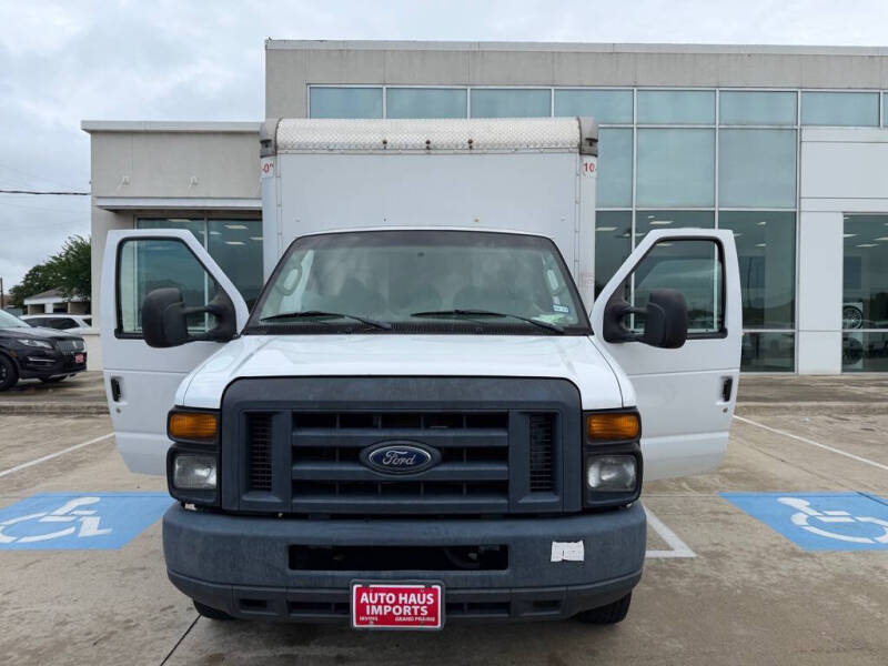 2017 Ford E-Series