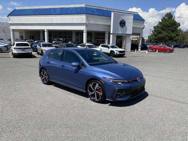 2025 Volkswagen Golf GTI SE