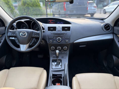 2012 Mazda MAZDA3 s Grand Touring