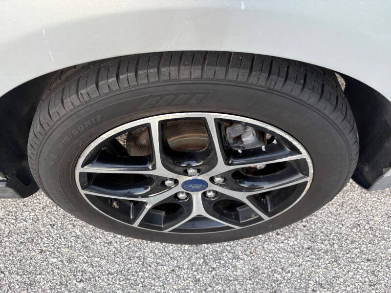 2017 Ford Focus SEL