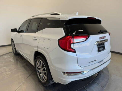 2023 GMC Terrain Denali