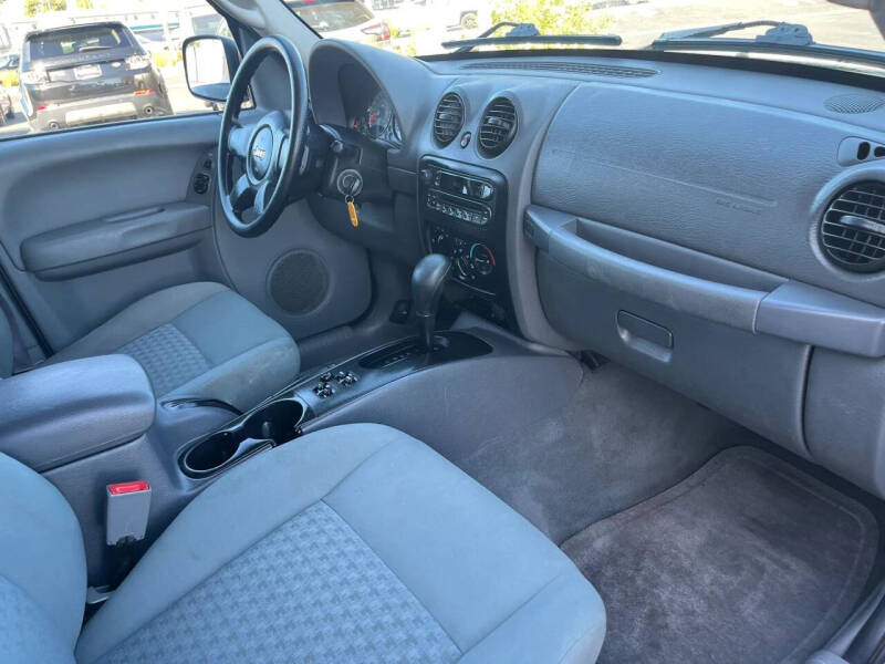 2006 Jeep Liberty Sport