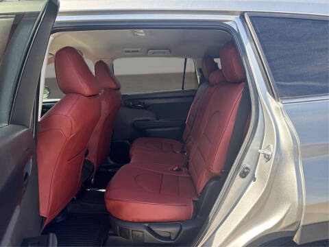 2024 Toyota Highlander
