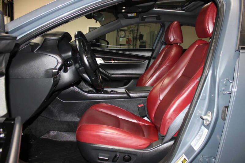 2023 Mazda Mazda3 Hatchback 2.5 S Carbon Edition