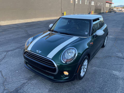 2018 MINI Hardtop 2 Door for sale at A & G Auto Body LLC in North Hollywood CA