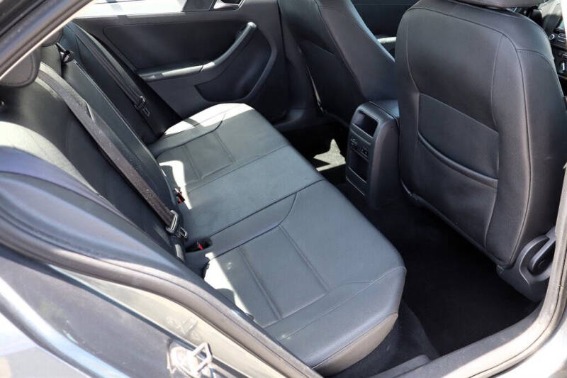 2012 Volkswagen Jetta