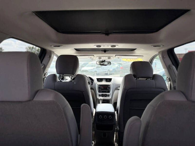 2015 GMC Acadia SLE-2