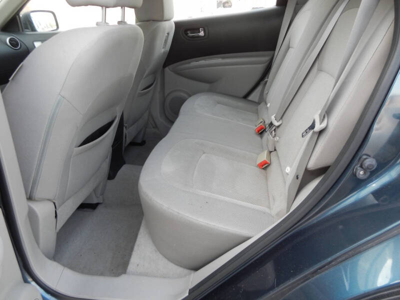 2012 Nissan Rogue S