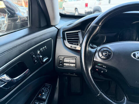 2015 Kia K900 Premium