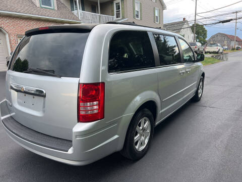 2008 Chrysler Town and Country Touring
