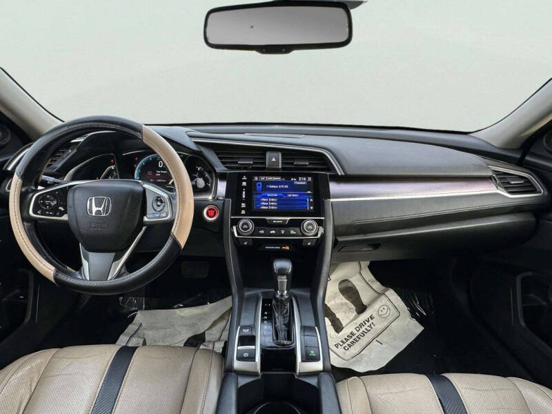 2016 Honda Civic Touring