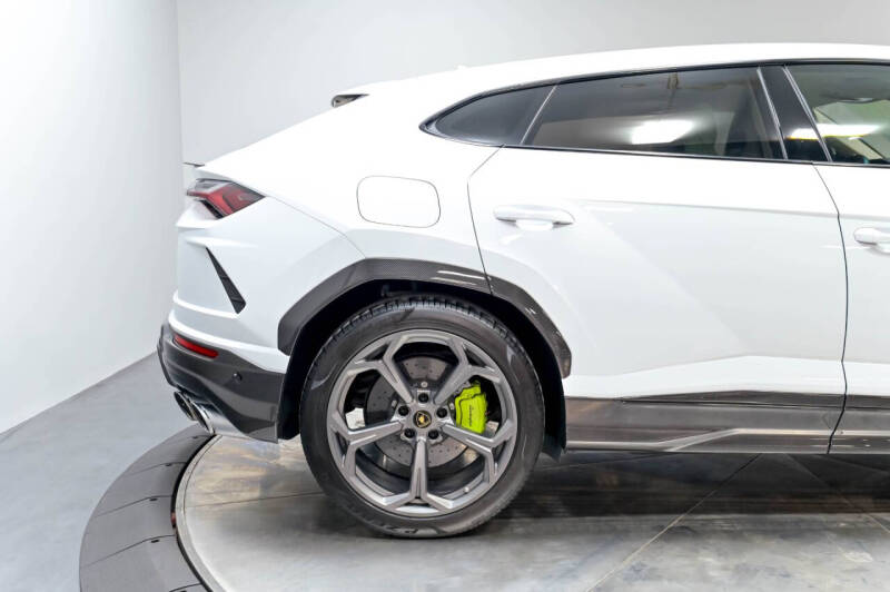 2020 Lamborghini Urus