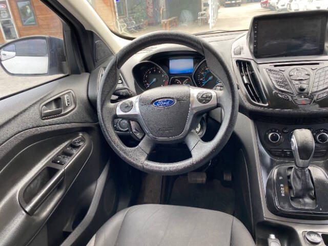 2016 Ford Escape S