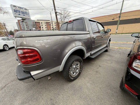 2002 Ford F-150 Lariat