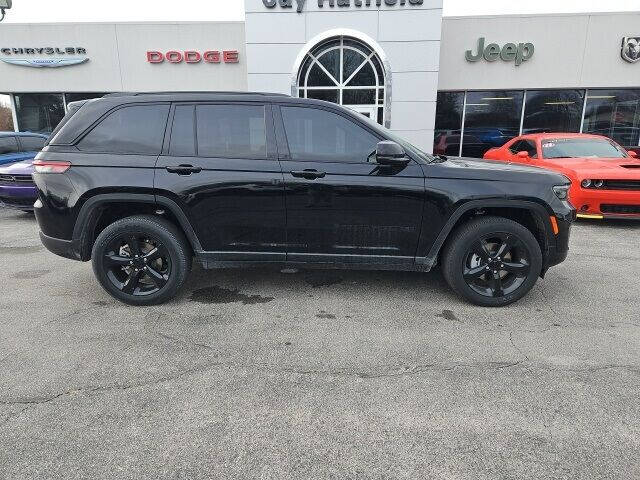 2024 Jeep Grand Cherokee Laredo