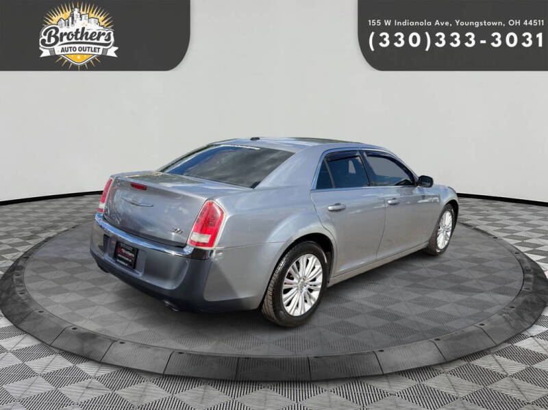 2013 Chrysler 300