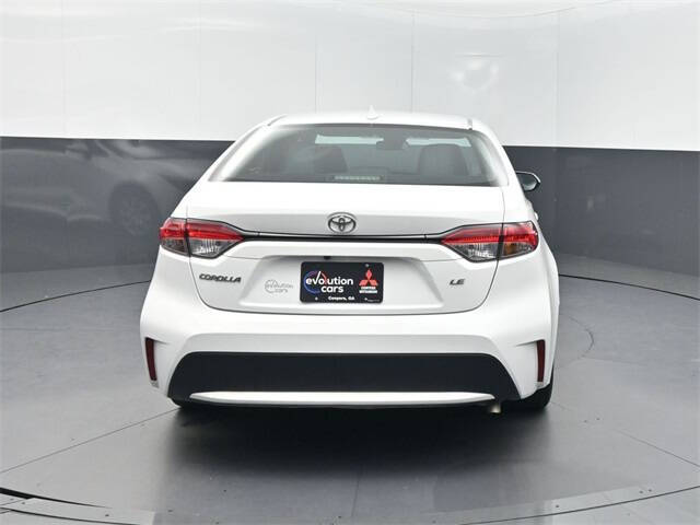 2022 Toyota Corolla LE