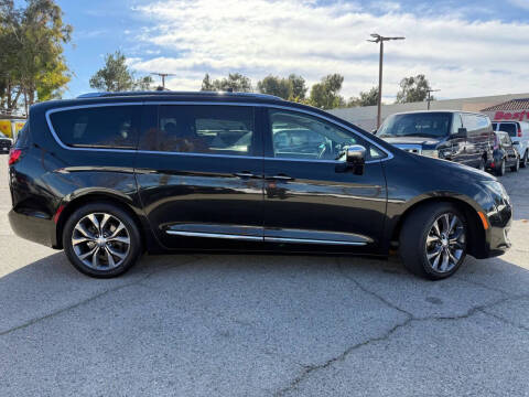 2017 Chrysler Pacifica Limited