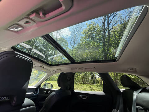 2023 Volvo XC60 B5 Core