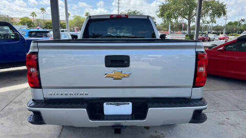 2017 Chevrolet Silverado 1500 Custom