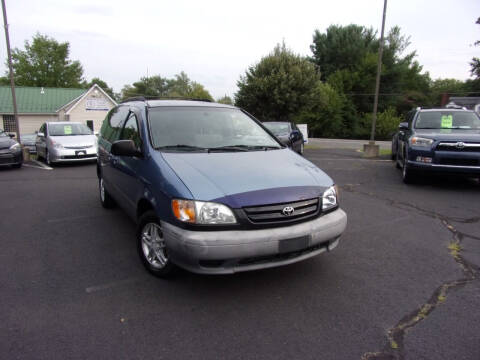 2002 Toyota Sienna for sale at JNM Auto Group in Warrenton VA