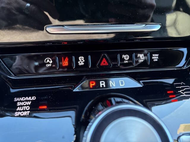 2025 Jeep Wagoneer L Series II