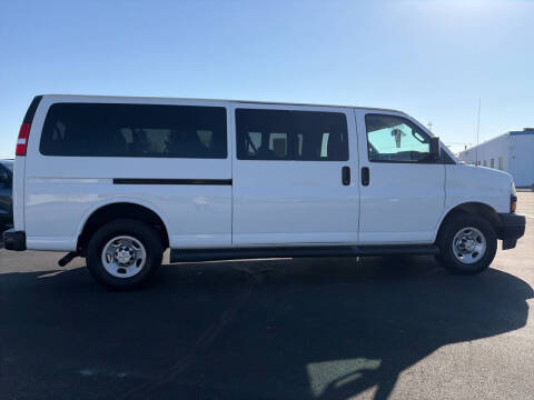 2023 Chevrolet Express LS 3500