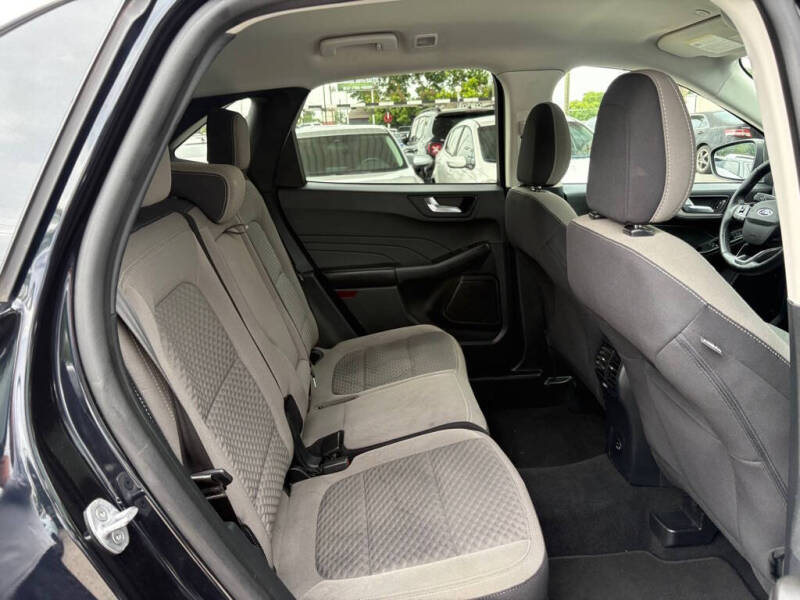2021 Ford Escape SE
