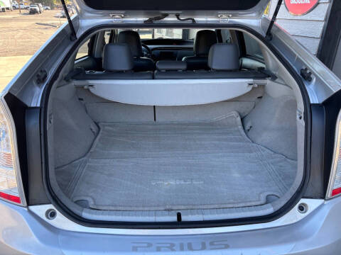 2010 Toyota Prius III