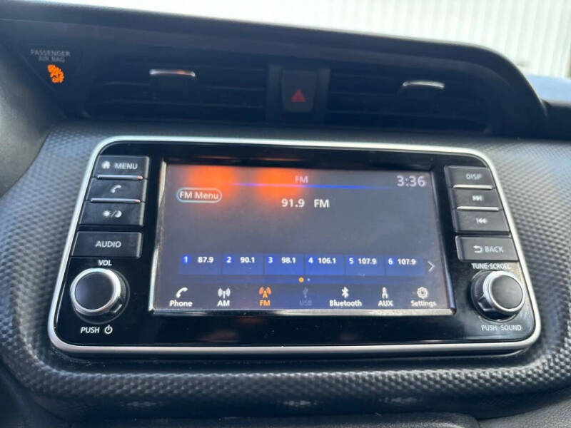 2023 Nissan Kicks S
