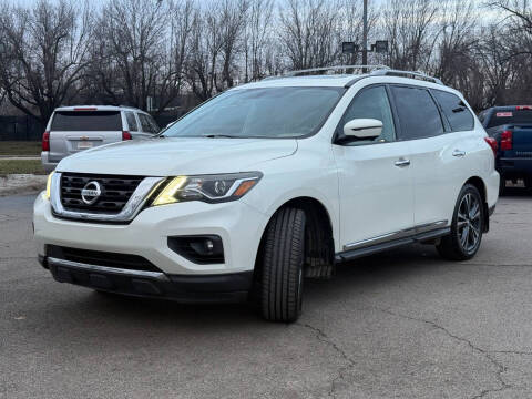 2017 Nissan Pathfinder Platinum