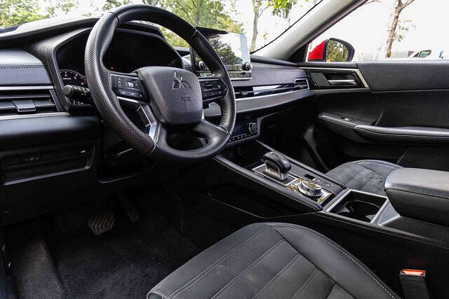 2024 Mitsubishi Outlander