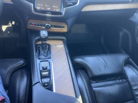 2016 Volvo XC90 T6 Inscription