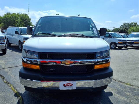 2025 Chevrolet Express 3500